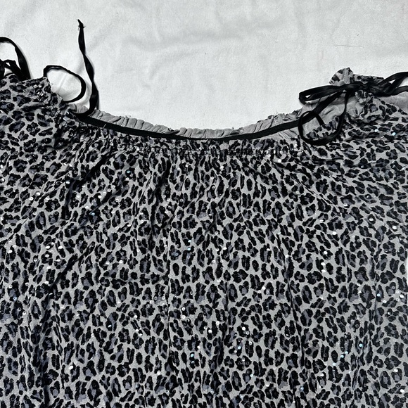 Express Black and Gray Animal Print Blouse - Picture 3 of 7
